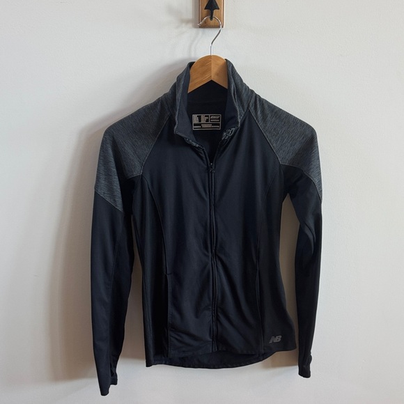 New Balance Women's Black and Gray Jacket - Picture 1 of 7